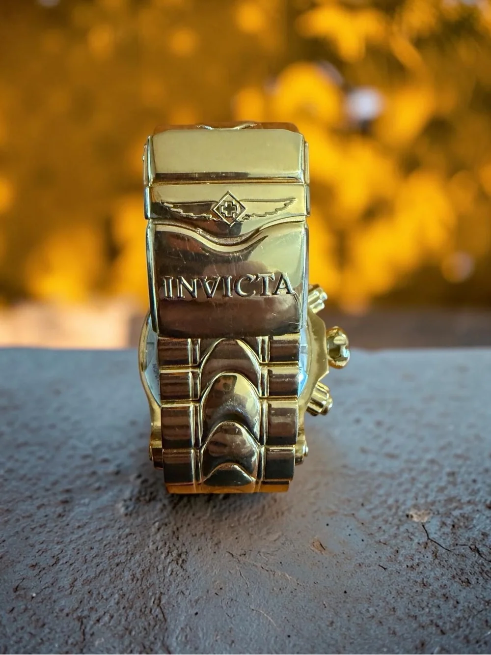 Invicta VENOM Reserve Gold tone 1000M 54MM 13886
